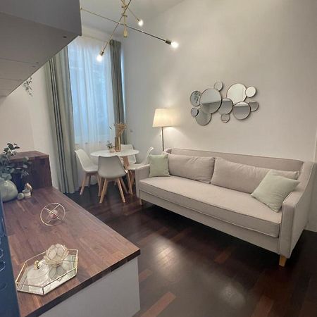 Апартаменти Bilocale Di Prestigio: Milano Centro Екстер'єр фото