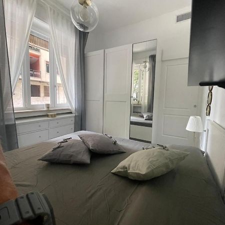 Апартаменти Bilocale Di Prestigio: Milano Centro Екстер'єр фото